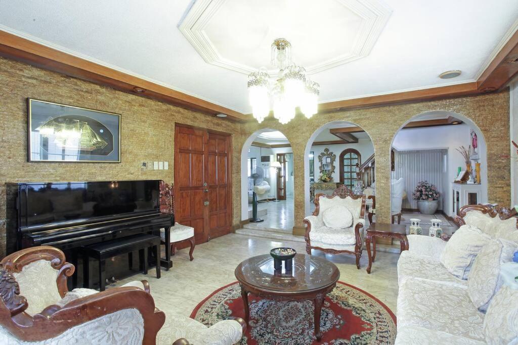 Big House In Quezon City Manille Extérieur photo