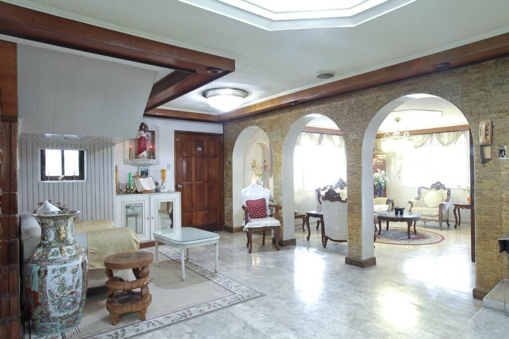 Big House In Quezon City Manille Extérieur photo